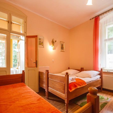 Bed and Breakfast Willa Jagniatkow Екстер'єр фото