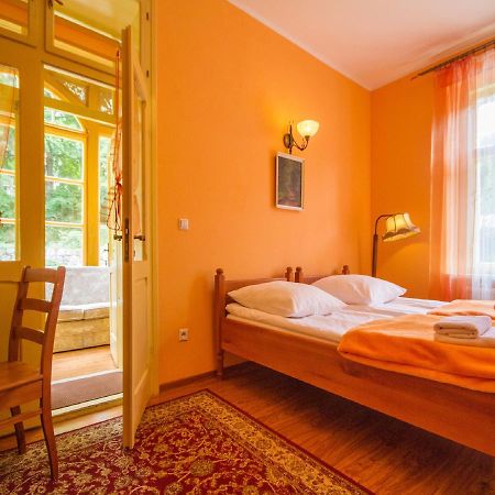 Bed and Breakfast Willa Jagniatkow Екстер'єр фото