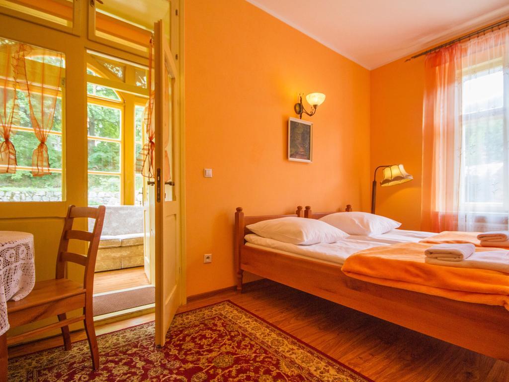 Bed and Breakfast Willa Jagniatkow Екстер'єр фото